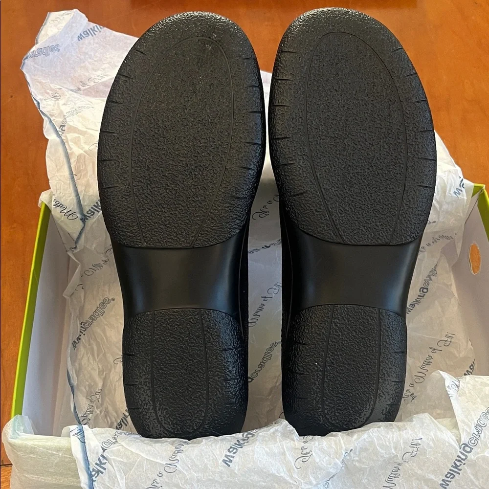 NWT Walking Cradle Orthotic AMP Black Patent Lizard Print Leather Flats. 7.5 WW.